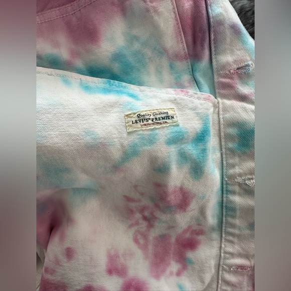 Levi’s Trans 🏳️‍⚧️ Tie-Dye Denim Jacket - Use Your Voice Pride Month 🏳️‍🌈 - Picture 8 of 10